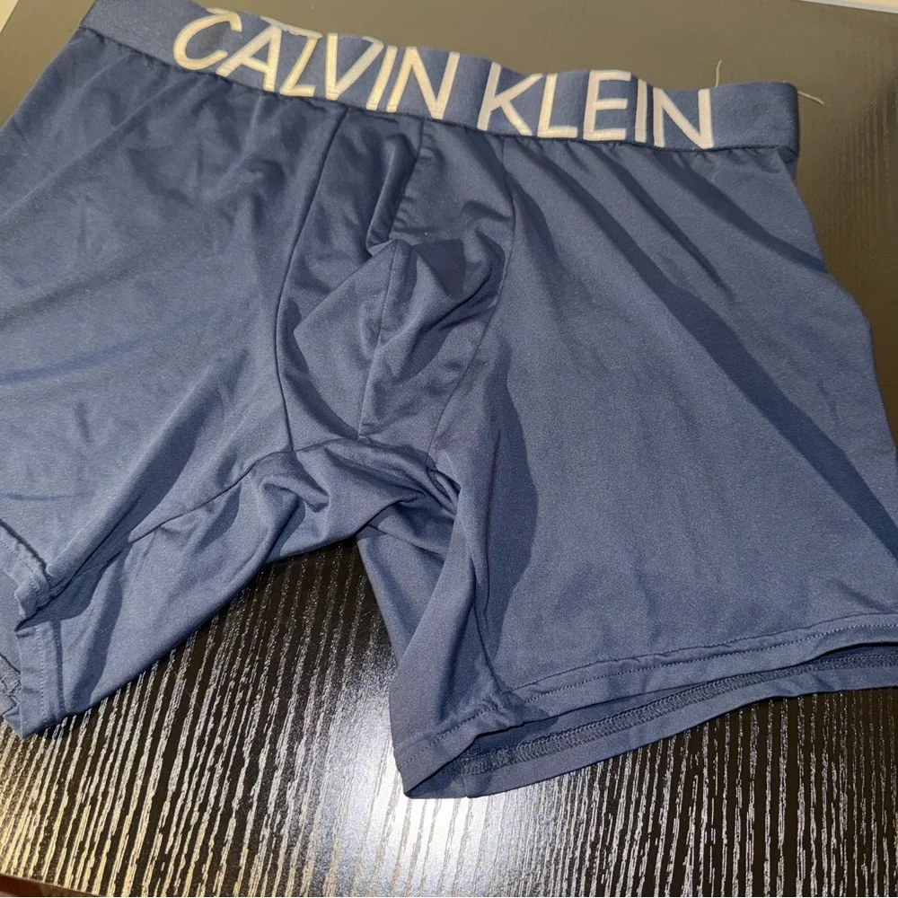 Calvin Klein Size MD Statement Boxer Brief - Picture 2 of 6